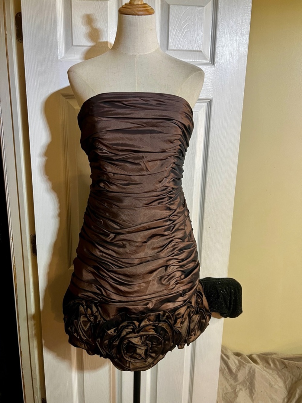 Ignite Wms Brown Iridescent Taffeta Ruched Strapless Retro Glam Mini Dress 10‎